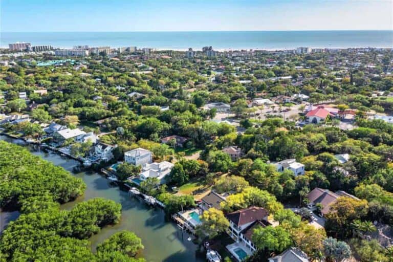 Siesta Cove Homes in Siesta Key, FL. - Aerial