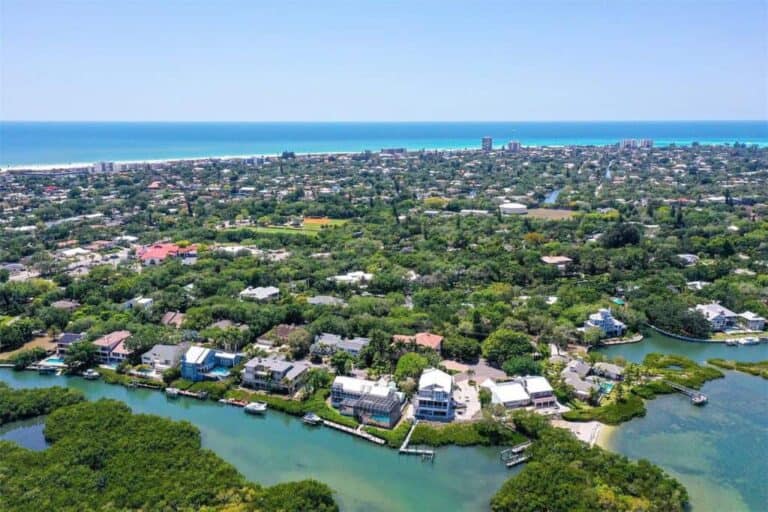Siesta Cove Homes in Siesta Key, FL. - Aerial