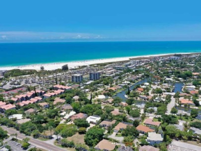 Siesta Estates Homes in Siesta Key, FL. - Beach Aerial