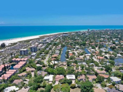 Siesta Estates Homes in Siesta Key, FL. - Beach Aerial