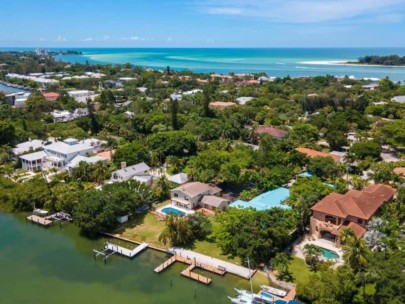 Siesta Rev Homes in Siesta Key, FL. - Aerial