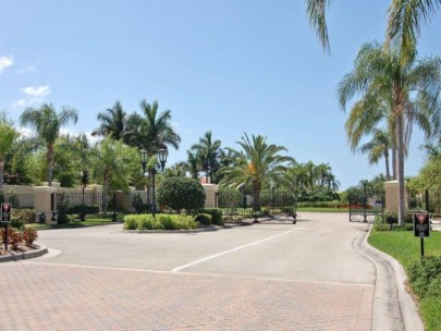 Silver Oak Homes in Palmer Ranch Sarasota, FL. - Gated Entry