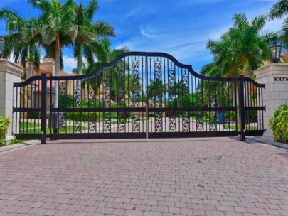 Solymar Homes in Siesta Key, FL. - Gated Entry