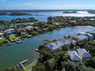 Somerset Cove Homes in Siesta Key, FL. - Aerial