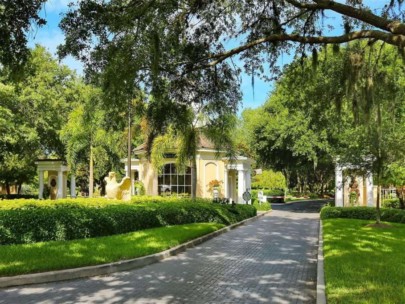 The Oaks Club Homes in Osprey, FL. - Gated Entry