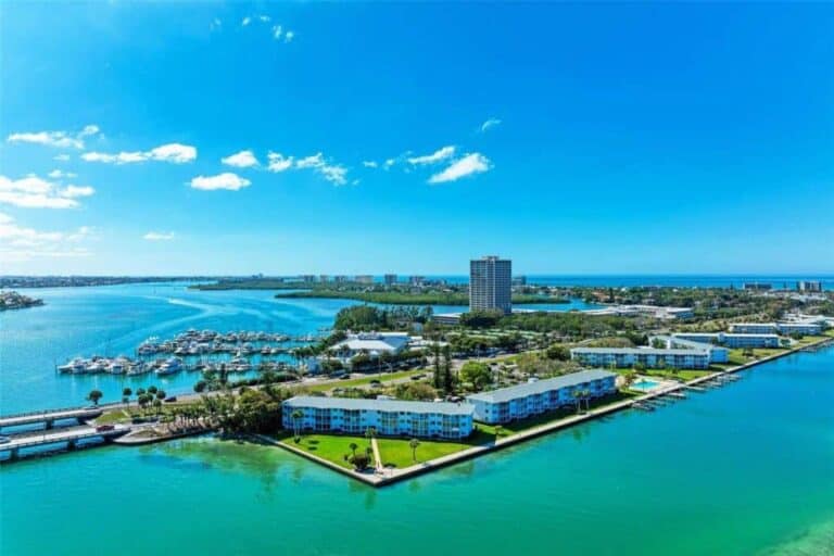 Sarasota Harbor Condos in Sarasota, FL. - Aerial View