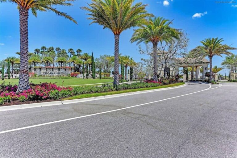 Toscana Isles Homes For Sale in Venice, FL. - Gated Entry