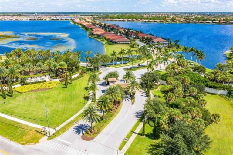 Toscana Isles Homes For Sale in Venice, FL. - Entrance
