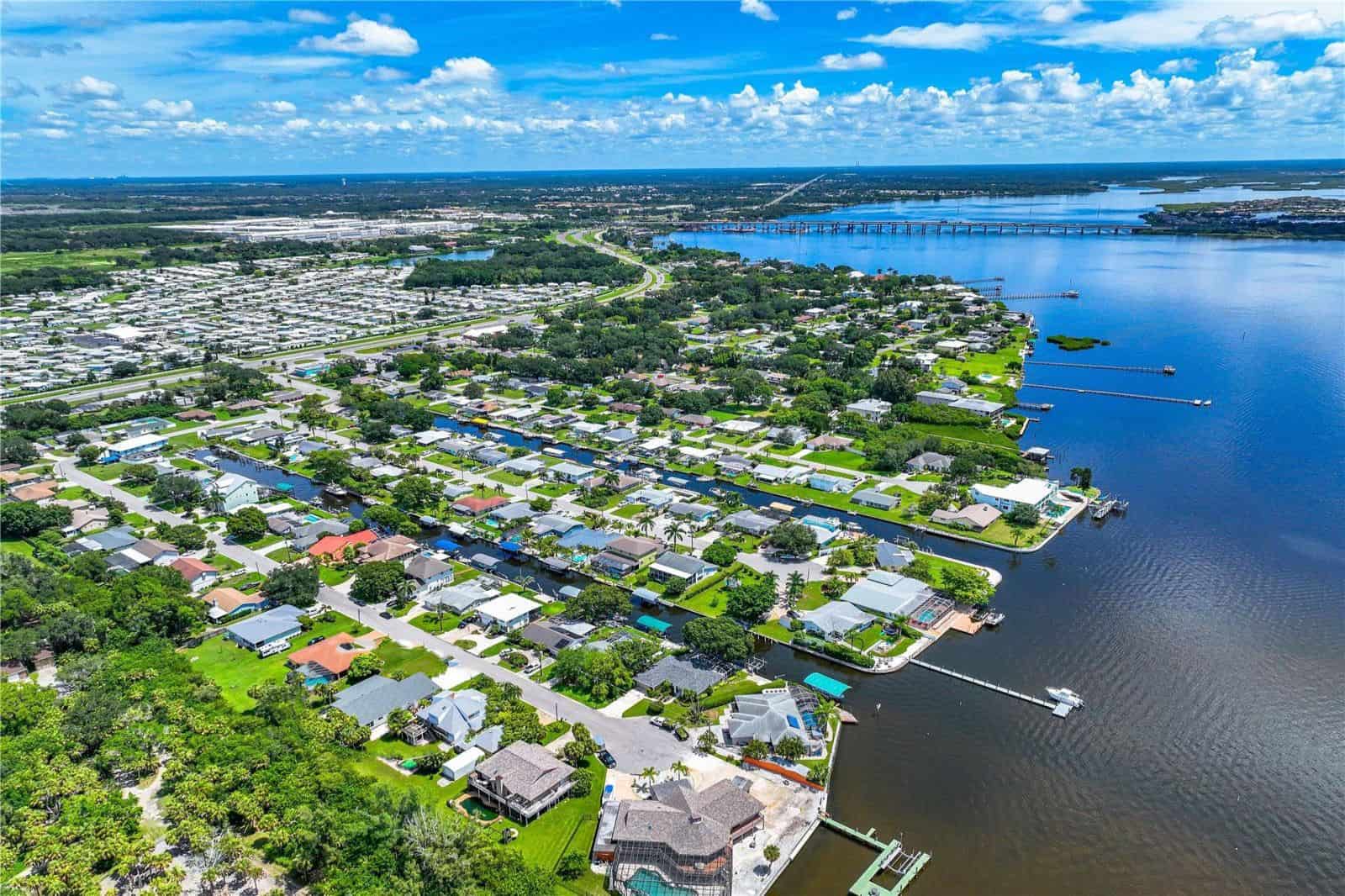 Tropical Harbor Homes For Sale in Ellenton, FL.