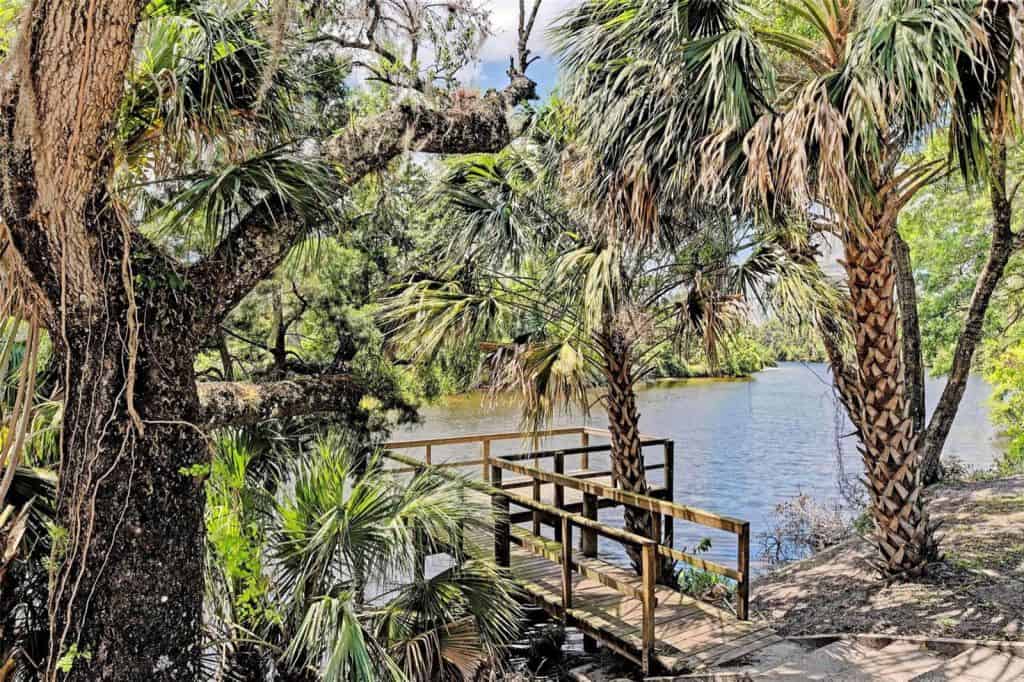 Twin Rivers Homes in Parrish, FL. - Fishing Pier