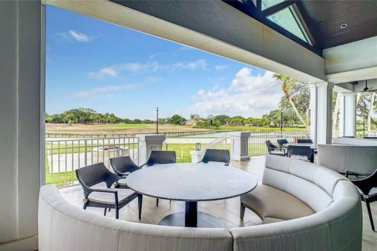 Venice Golf and Country Club Homes in Venice, FL. - Outdoor Seating