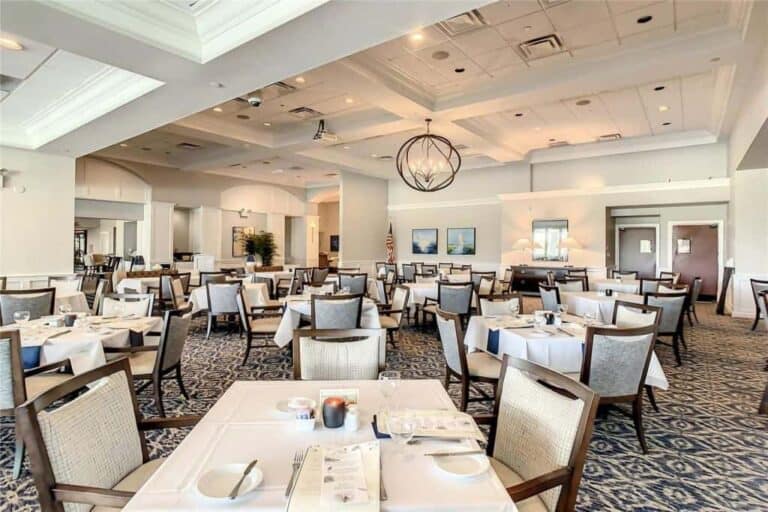 Venice Golf and Country Club Homes in Venice, FL. - Dining Room