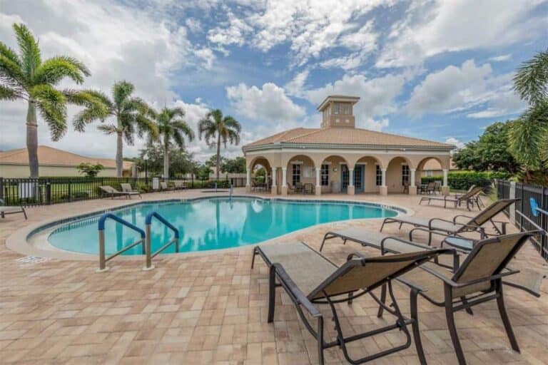 Villa Rosa Homes in Sarasota, FL. - Pool