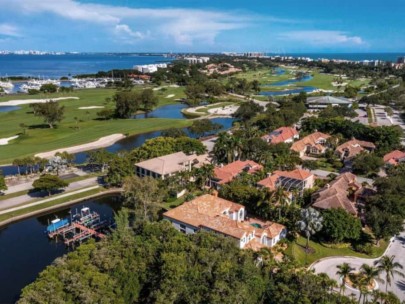 Weston Pointe Homes in Longboat Key, FL. - Aerial