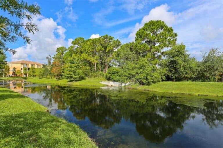 Willowbrook Condos in Lakewood Ranch, FL. - Grounds