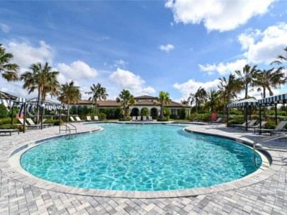 Arial Homes in Venice, FL - Pool