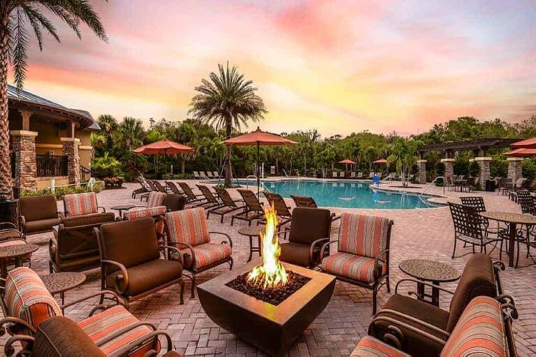 Eaves Bend at Artisian Lakes Homes in Palmetto, FL - Firepit and Pool