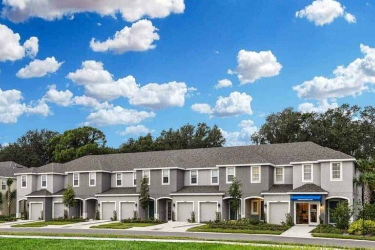 Edgestone at Artisian Lakes Homes in Palmetto, FL - Townhomes