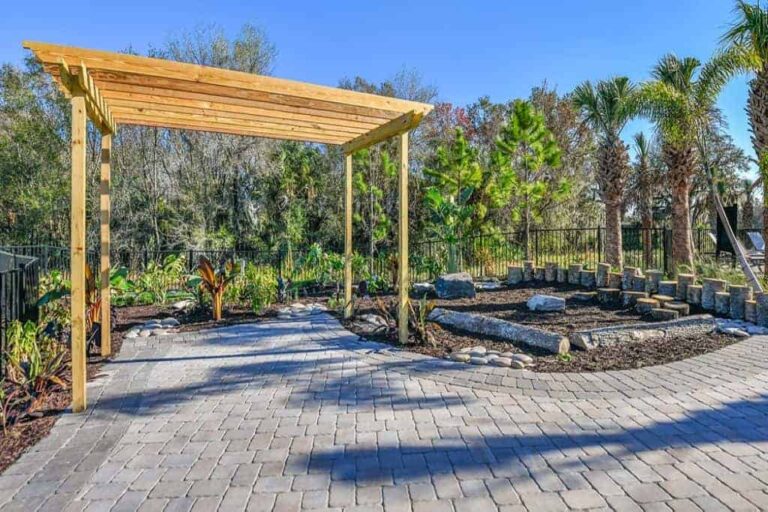 Edgestone at Artisian Lakes Homes in Palmetto, FL - Trellis