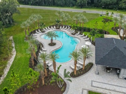 Edgestone at Artisian Lakes Homes in Palmetto, FL - Amenity Center Pool