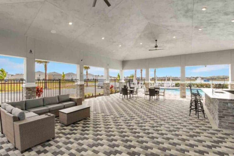 Evergreen Homes in Bradenton FL - Covered Pavilion