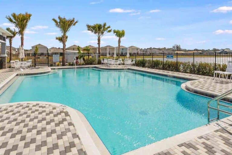 Evergreen Homes in Bradenton FL - Community Pool