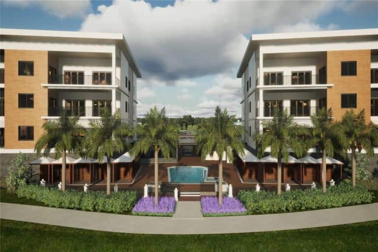 Lakeshore Condos in Lakewood Ranch, FL - Pool