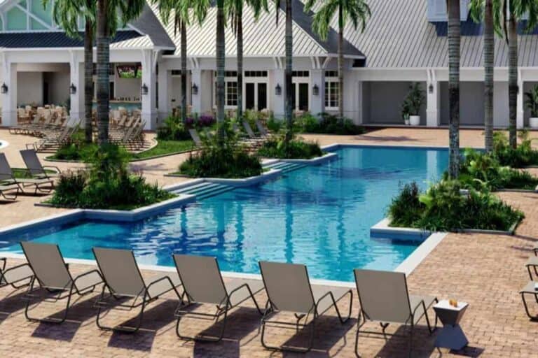 Lorraine Lakes Homes in Lakewood Ranch, FL - Pool