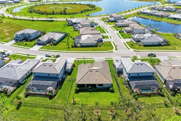 Lorraine Lakes Homes in Lakewood Ranch, FL - Houses Aerial