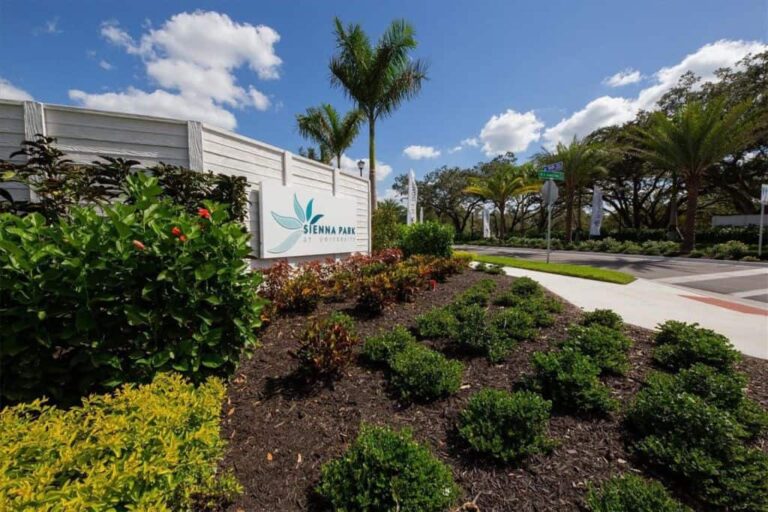 Sienna Park Townhomes in Sarasota FL - Entrance Sign