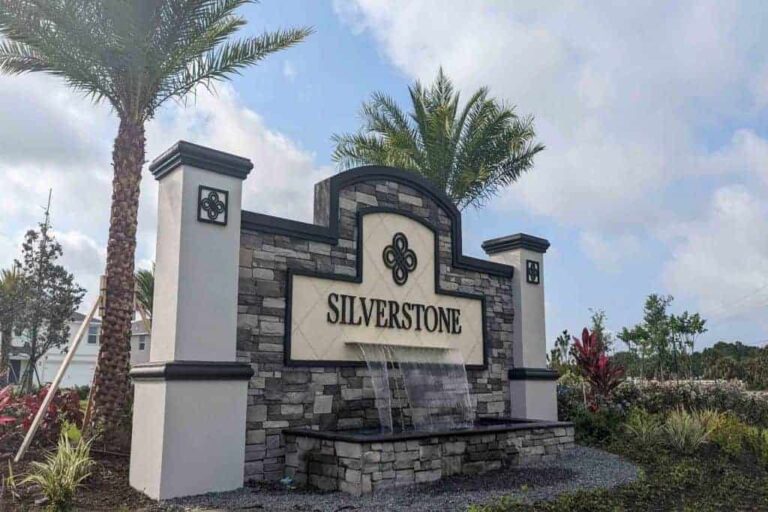 Silverstone Homes in Palmetto, FL - Entrance Sign