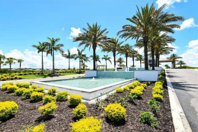 Skye Ranch Homes in Sarasota, FL. - Fountain Entry
