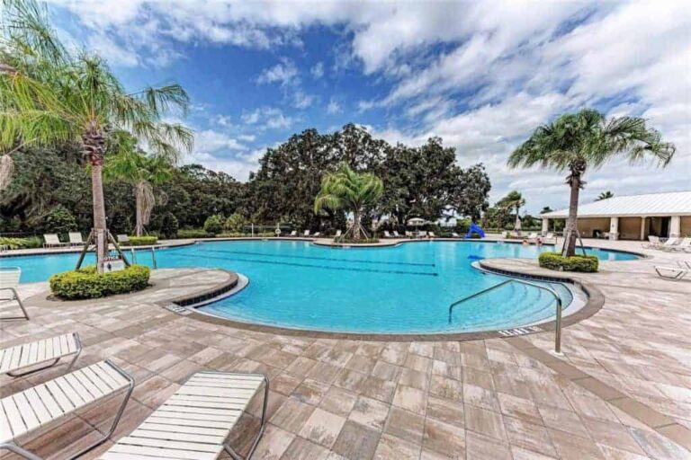 Summerwoods Homes in Parrish, FL - Pool