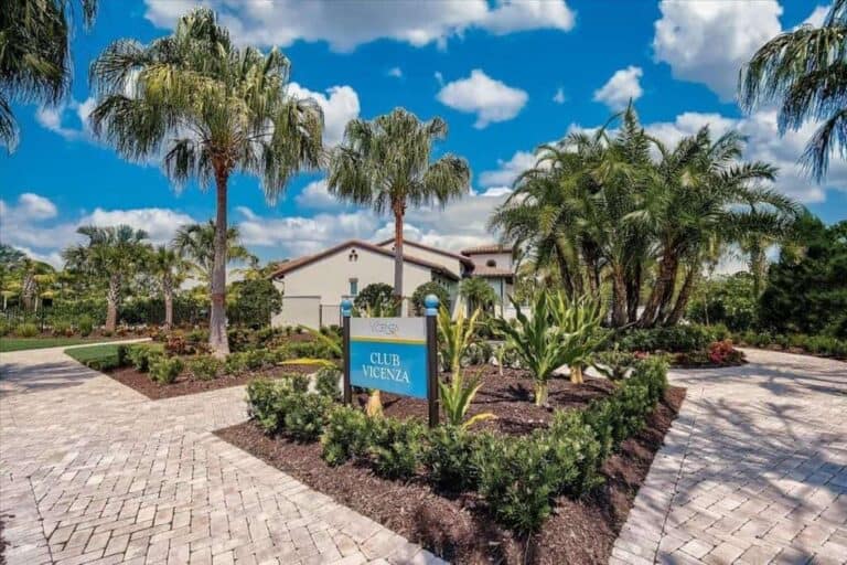 Vicenza Homes in Venice, FL - Club Vicenza
