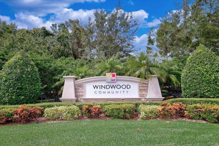 Windwood Homes in Venice, FL - Entrance Sign