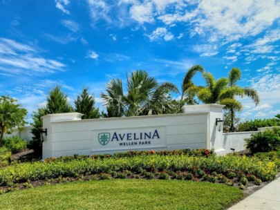 Avelina Homes in Venice FL - Entrance Sign