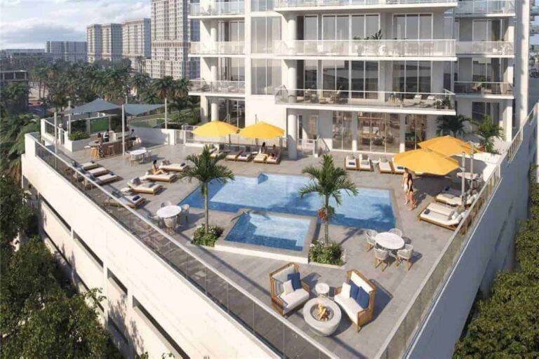 Bayso Condos in Sarasota, FL. - Pool