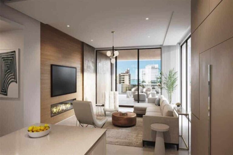 En Pointe condos in downtown Sarasota FL - Clubroom
