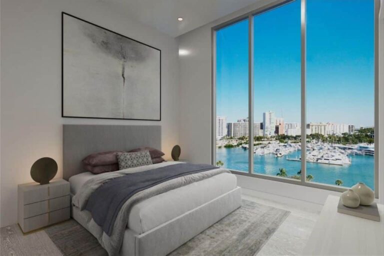 Peninsula Condos in downtown Sarasota, FL - Bedroom