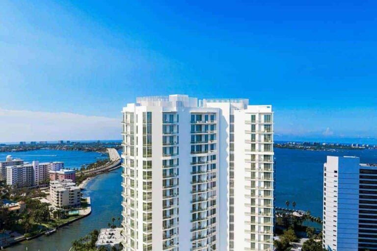 Ritz Carlton Residences Building 3 - Building Exterior