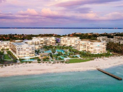 St. Regis Condos in Longboat Key, FL. - Beachfront