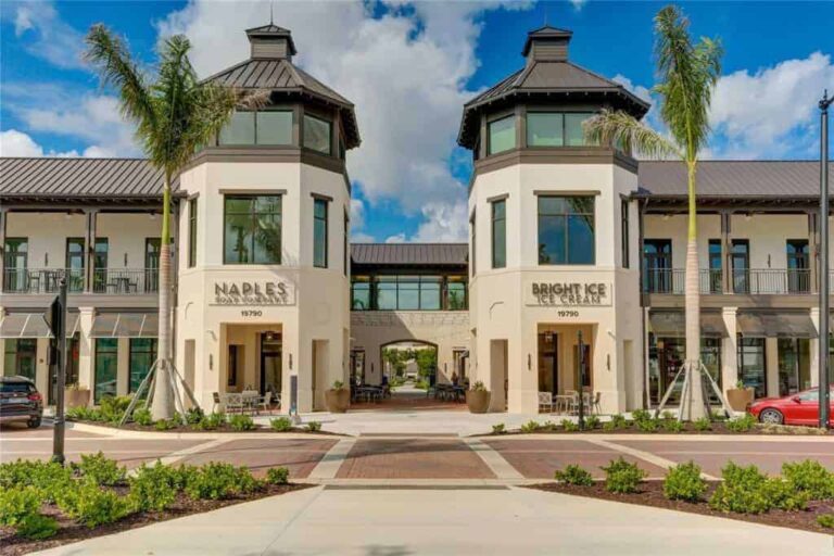 Wellen Park in Venice FL - Storefronts