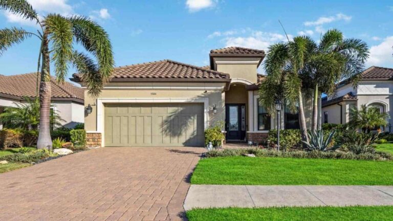 5384 Manchini Street - Front of House