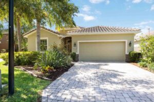 2239 Ellarose Circle, Sarasota, FL. 34232