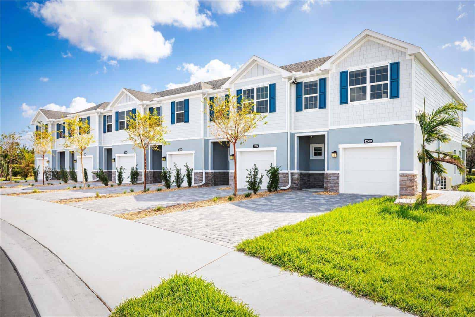Amber Creek townhomes for sale in Lakewood Ranch, Florida.